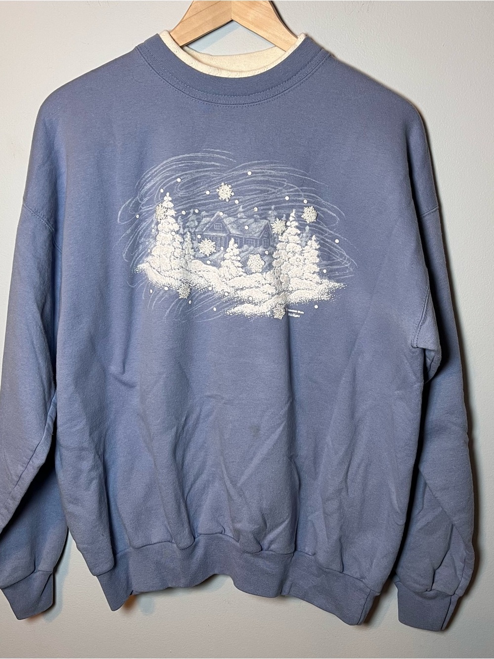Vintage Christmas Sweatshirt Women’s L Blue Winter Snow - “Beaded Snowflakes”